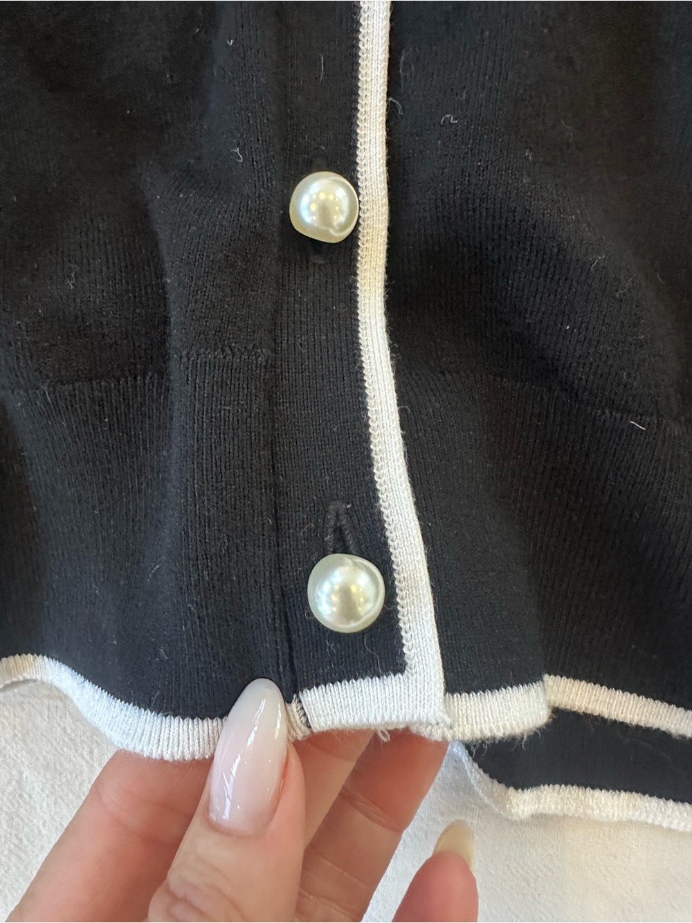 Zara Contrasting Pearl Button Knit Cardigan Sweater in Black - Picture 8 of 11